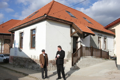 Közösségi célt szolgál a felújított épület. Fotó: Albert Levente