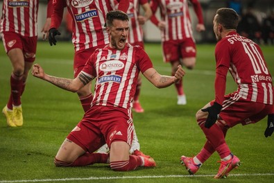 Tamás Márk első gólját szerezte piros-fehér mezben. Fotók: Tókos Csaba