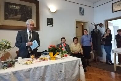Péter Sándor a sepsiszentgyörgyi unitárius egyház tanácstermében. A szerző felvétele