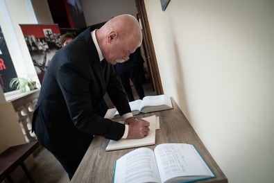 Csák János Marosvásárhelyen. Fotó: Facebook / Maros Megyei Múzeum