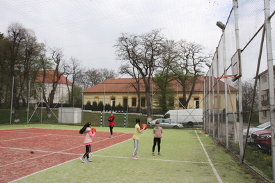 A nagyborosnyói Bartha Károly Általános Iskola diákjainak kirándulását is támogatják. Fotó: Albert Levente