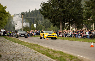 Gyorsulási autóverseny a Tündérvölgyben 2018-ban. Fotó: Facebook / Városi Művelődési Ház
