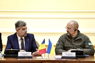 Marcel Ciolacu és Denisz Smihal a közös kormányülésen. Fotó: Guvernul României