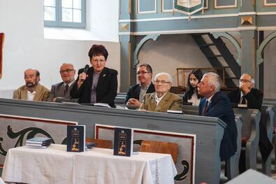 Könyvbemutató Uzon református templomában