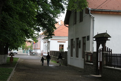 Szüreti és nagykorúsítási bálok Uzonban