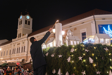 Antal Árpád adventi üzenete (Önkormányzati szemle)