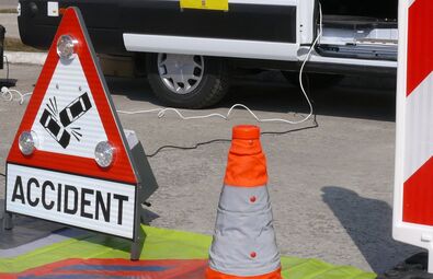 Közúti balesetben hatan megsérültek