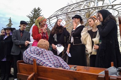 Eltemették a telet Kovásznán