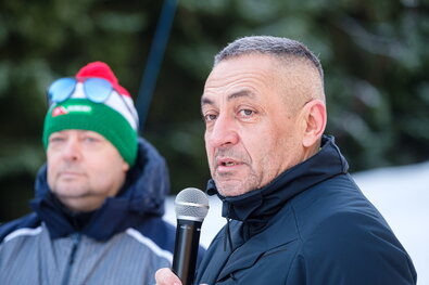 Potápi Árpád János (jobbról) a Hargitafürdőn megrendezett 11. Konzul Kupán. Fotó: MTI / Veres Nándor