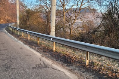 Összetörték a fényvisszaverőket