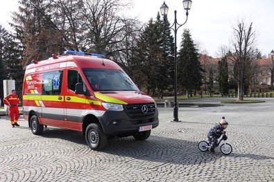 Átadták a rohammentőt. A szerző felvétele