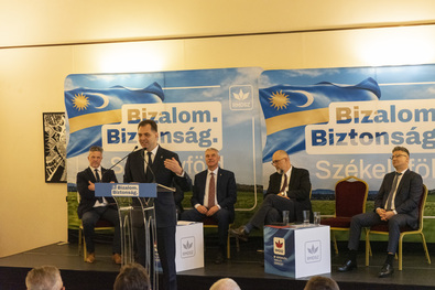Antal Árpád: Sepsiszentgyörgy a bajnokok városa. Fotók: Bartos Lóránt