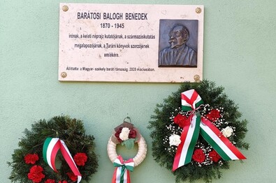 Emléktáblát avattak Barátoson