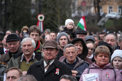 Ünneplők. Fotó: Albert Levente