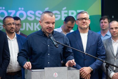 Szakács-Paál István, az RMDSZ székelyudvarhelyi polgármesterjelöltje fölényesen nyerte az előválasztást. Fotó: Facebook / Székelyudvarhelyi RMDSZ