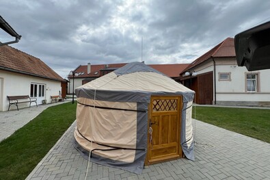 Jurtát vásároltak Gelencén