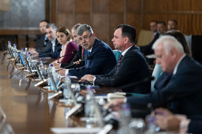 A tegnapi kormányülésen harmadszor módosítottak a betegek adóztatásán. Fotó: gov.ro