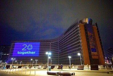 Szegény Európa (Kármentő)