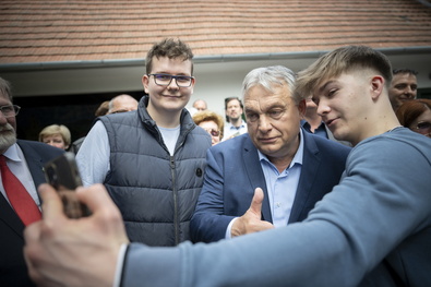 Magyarország minden békekezdeményezést támogat (Orbán–Zelenszkij  tárgyalás)