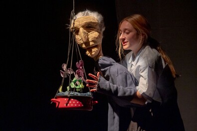 Jelenet az új előadásból. Fotó: Barabás Zsolt