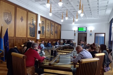Ülésezik a sepsiszentgyörgyi tanács. A szerző archív felvétele