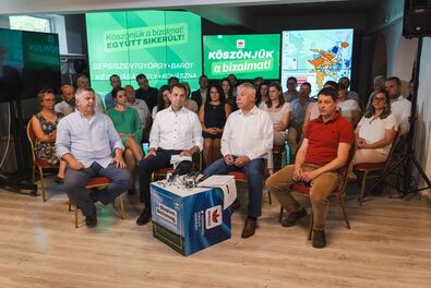 Tamás Sándor és az RDMSZ háromszéki csapata. Fotó: RMDSZ / Török Etele