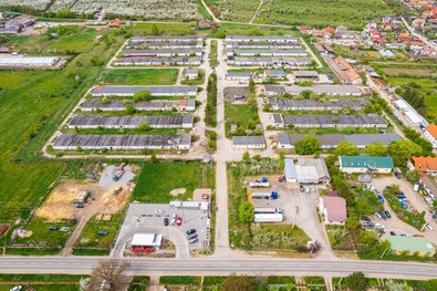 Ősszel kezdődhet az egykori tyúkfarm romos épületeinek felszámolása. Fotó: Facebook / Sepsiszentgyörgy Önkormányzata / Kristó-Gothárd Hunor