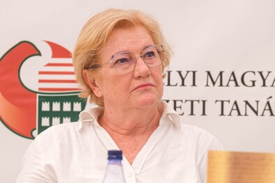 Szili Katalin miniszterelnöki megbízott az Andreanum 800 című kötet bemutatóján Tusványoson. Fotó: MTI / Veres Nándor