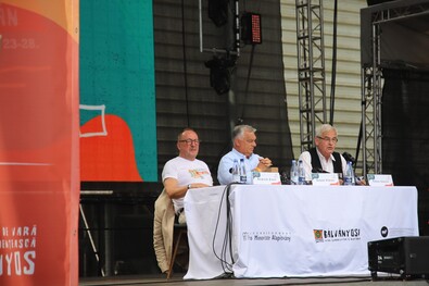 Elmozdult a világ a békepártiság irányába (Orbán  Viktor  előadása  Tusványoson)