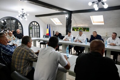 A PSD vezetői a bányászokkal tárgyalnak. Fotó: Facebook / Marcel Ciolacu