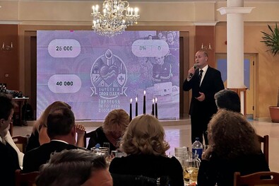 Bartha Vilmos Rotary-tag vezeti a jótékonykodást. Fotó: Facebook / Rotary Club Kézdivásárhely