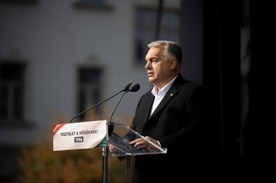 Orbán Viktor miniszterelnök beszédet mond az 1956-os forradalom és szabadságharc 68. évfordulóján tartott megemlékezésen Budapesten a Millenáris Parkban. Fotók: Facebook / Orbán Viktor