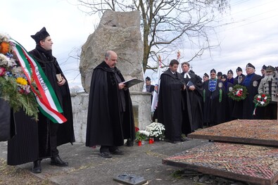 Ungvári Barna András szól az egybegyűltekhez. A szerző felvételei