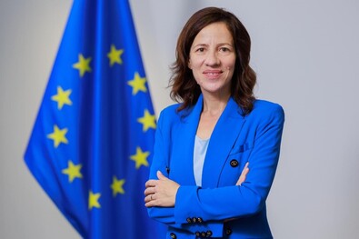Roxana Mînzatu az EB első román alelnöke. Fotó: Facebook / Roxana Mînzatu
