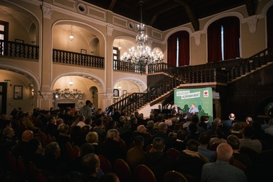 Gazdafórum Nagykárolyban. Fotó: Facebook / Kelemen Hunor