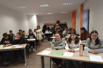 A csapatok figyelemmel követték egymás bemutatóit.  A szerző felvétele