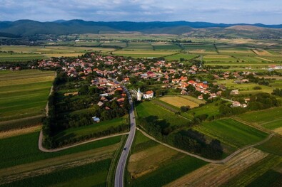 Alapvetően átalakul a Bélafalván is átvezető megyei út. Fotó: Kovászna Megye Tanácsa / Kocsis B. János