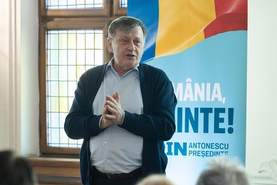 Fotó: Facebook / Crin Antonescu