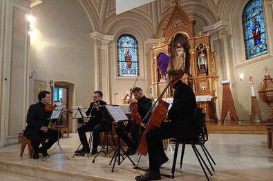 Vonósnégyes a Szent József-templomban. A szerző felvétele