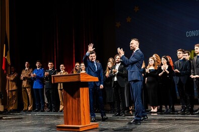 Nicușor Dan a Romániai Egyetemisták Kongresszusán. Fotó: Facebook / Nicușor Dan