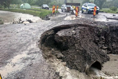 Elmosta az ár a hidat