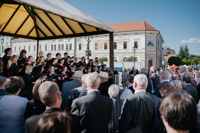 Minikoncert a kőszínpadon. Ferencz Anikó felvétele