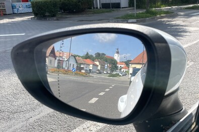 Visszapillantó. Ferencz Csaba felvétele