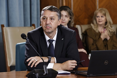 Eltakarékoskodott reformok