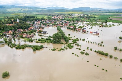 Szúnyogirtásra kapnak pénzt