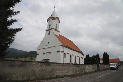 Római katolikus templom. Fotók: Albert Levente