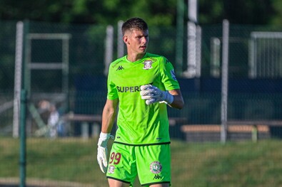 Bukarestből érkezett fiatal kapus kölcsönbe (Labdarúgás, 2. Liga)