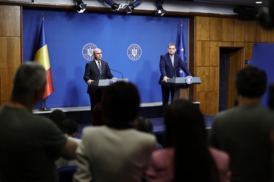 Ilie Bolojan és Cseke Attila sajtótájékoztatója. Fotó: gov.ro