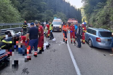 Baleset a Transalpina magashegyi úton. Fotó: Facebook / Departamentul pentru Situaţii de Urgenţă / ISU Alba