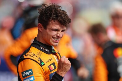 Lando Norris először diadalmaskodott Magyarországon. Fotó: Facebook / F1